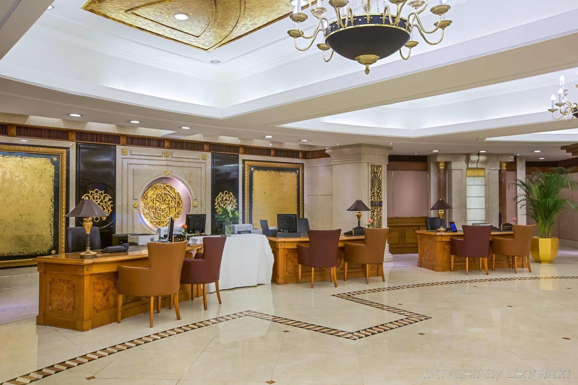 Crowne Plaza Nanjing Hotels & Suites ภายนอก รูปภาพ