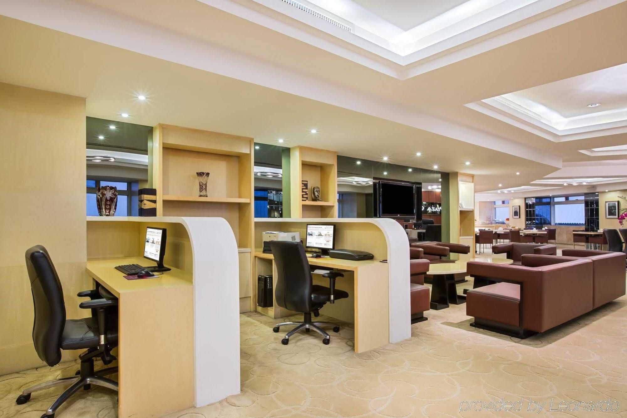 Crowne Plaza Nanjing Hotels & Suites ภายนอก รูปภาพ